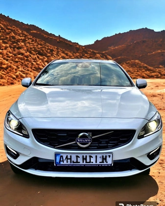 Volvo V60 cena 103300 przebieg: 67450, rok produkcji 2017 z Nowogród Bobrzański małe 781